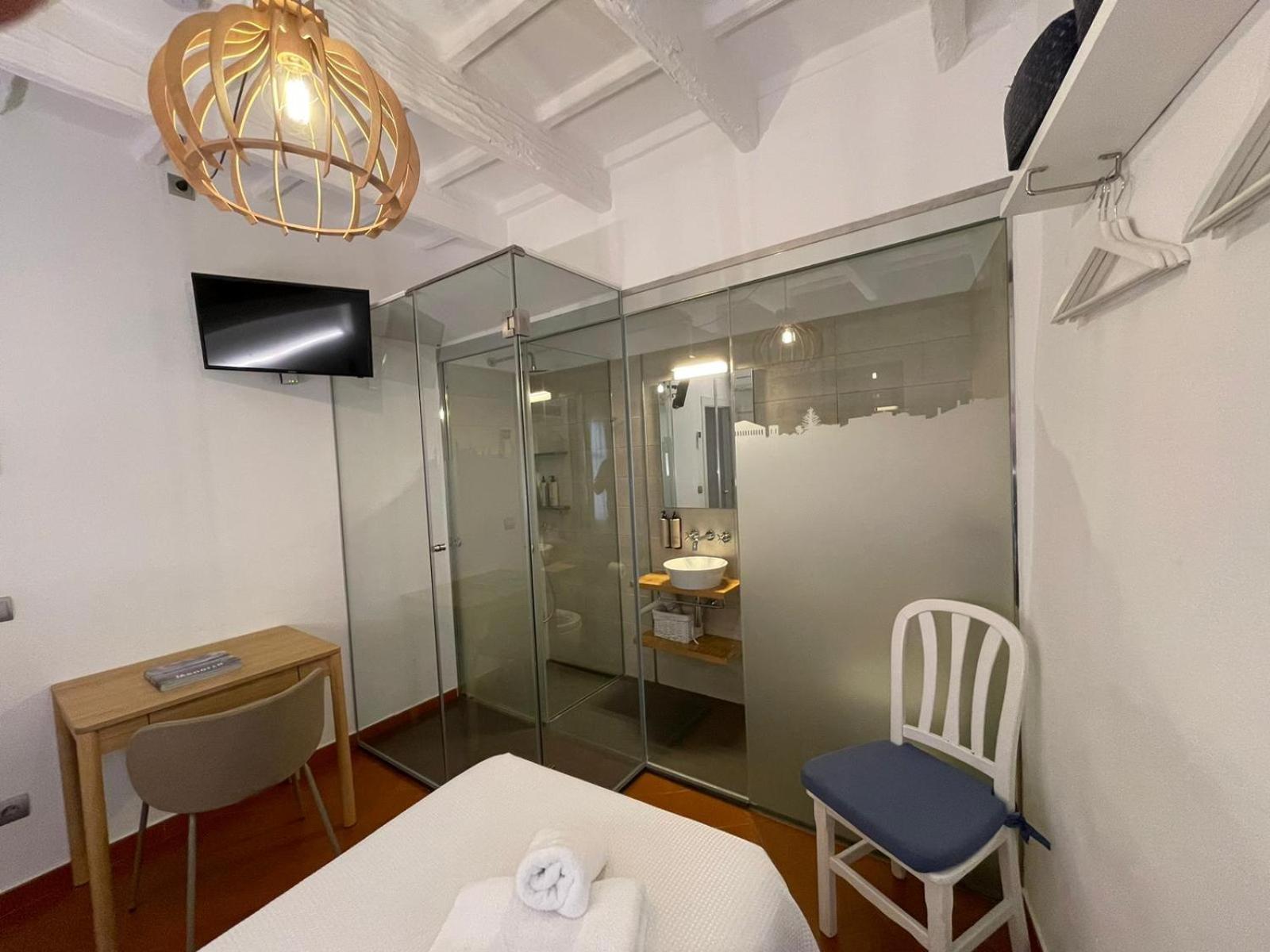 Petit Hotel 5 Fars (Adults Only) Сьюдадела Экстерьер фото