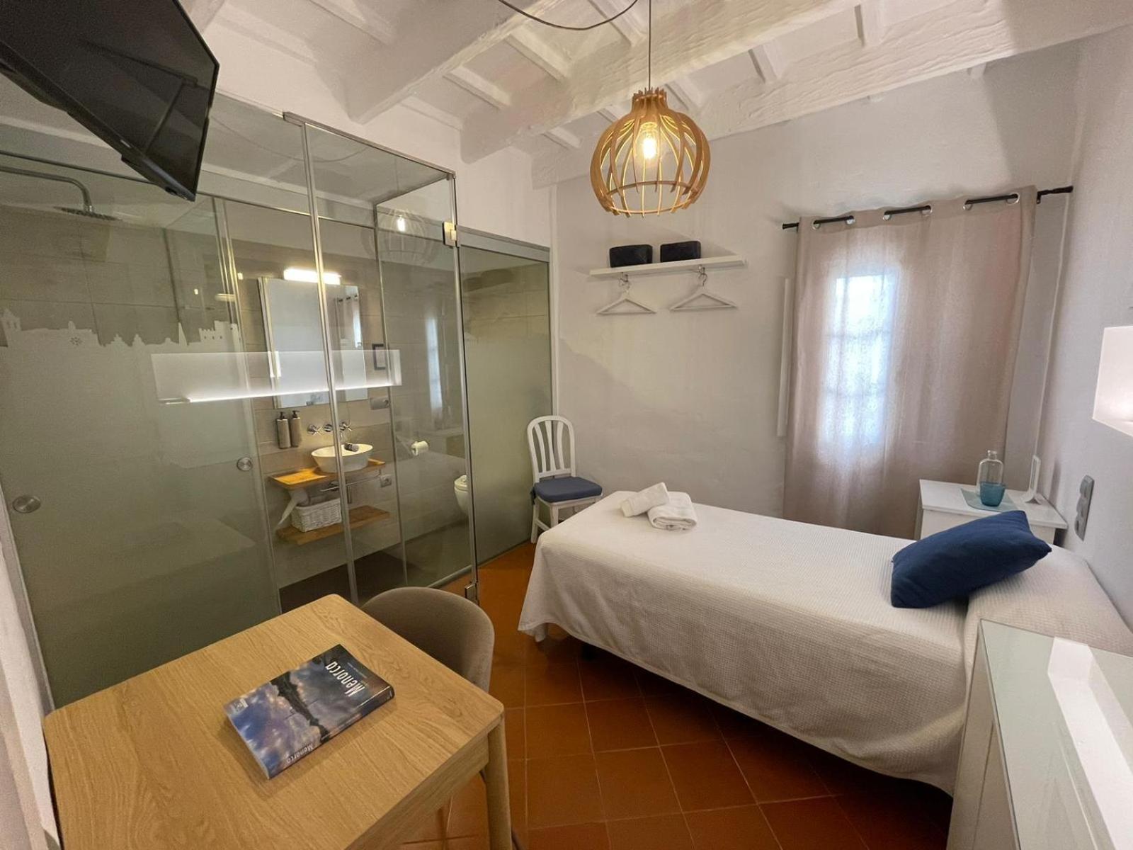 Petit Hotel 5 Fars (Adults Only) Сьюдадела Экстерьер фото